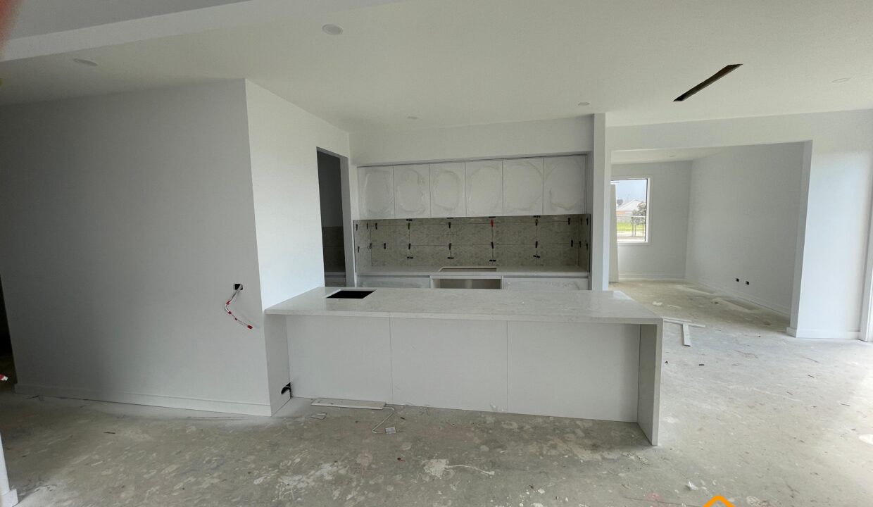 161273934__1760516241-161273934__1756381258-17563812578974585667736153762783