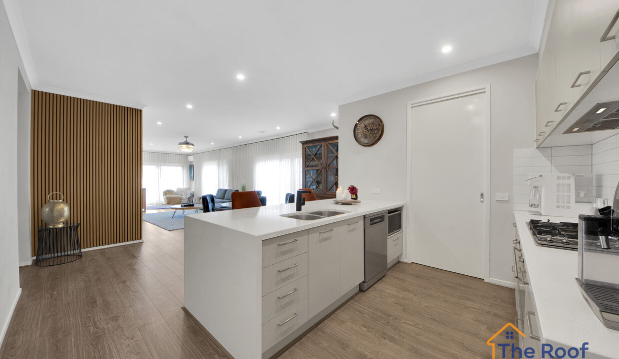 162769016__1757407874-115030-OSMEDIA-10